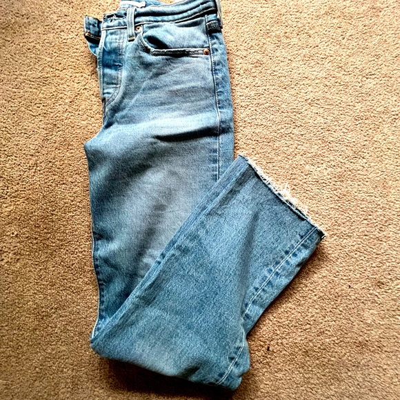 Levi’s wedgie straight leg - Picture 1 of 3